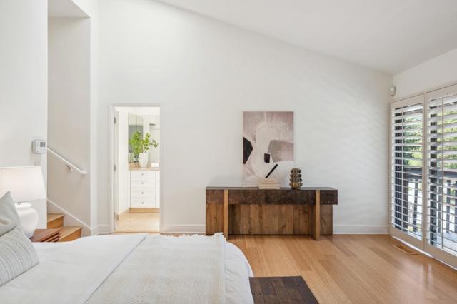 50 Bear Paw, Portola Valley CA: https://media.crmls.org/mediaz/c1d3dd9b-d128-47bc-b784-88da1fb67ce7.jpg