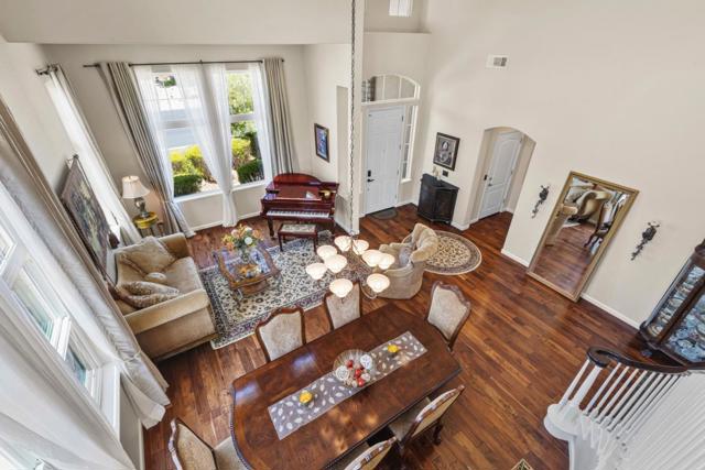 531 Via Vaquero Sur, San Juan Bautista CA: https://media.crmls.org/mediaz/c1d40f1d-acb7-40c4-ae59-9d9b118e0d21.jpg