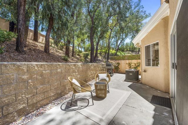 11781 Caminito De Las Missiones, San Diego CA: https://media.crmls.org/mediaz/c1d41b25-dee2-403a-8a6a-8f9f5681746e.jpg