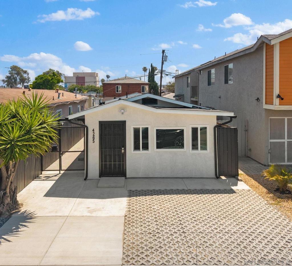 4265 36th Street - photo 2