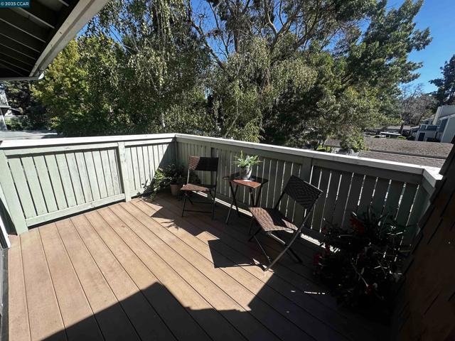 205 Compton Cir, San Ramon CA: https://media.crmls.org/mediaz/c1d4fb62-efb7-45ea-b23c-a07a7cc2baab.jpg