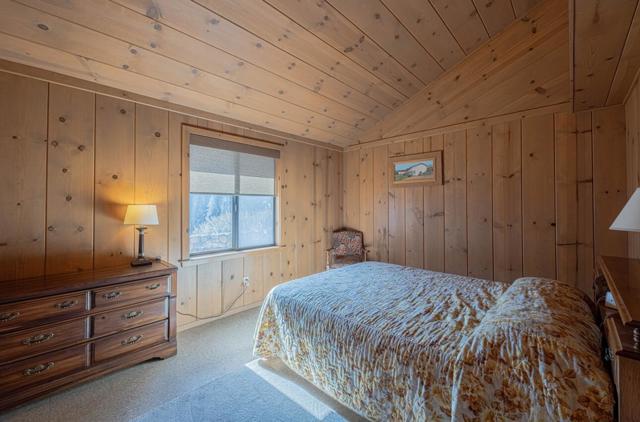 33900 Fabry Road, Soledad CA: https://media.crmls.org/mediaz/c1d56b48-8a4f-4e65-b9d8-11687067fec2.jpg