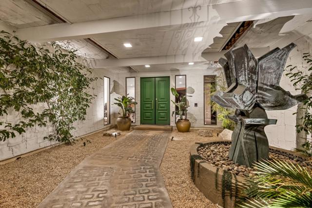 70663 Oroville Circle, Rancho Mirage CA: https://media.crmls.org/mediaz/c1d57248-a73b-4d43-9e61-30288782564a.jpg