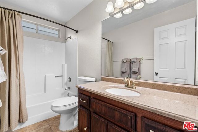Image 16 of 24 For 68875 Hermosillo Road