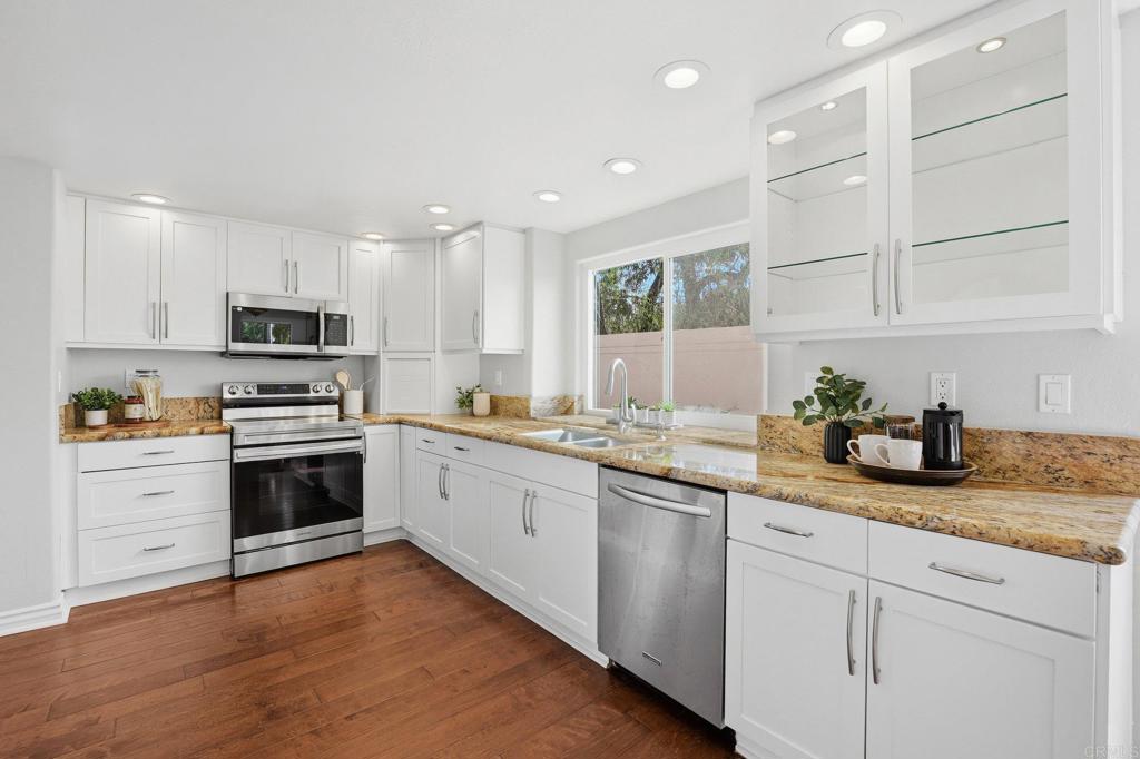 3286 San Helena Drive - photo 9