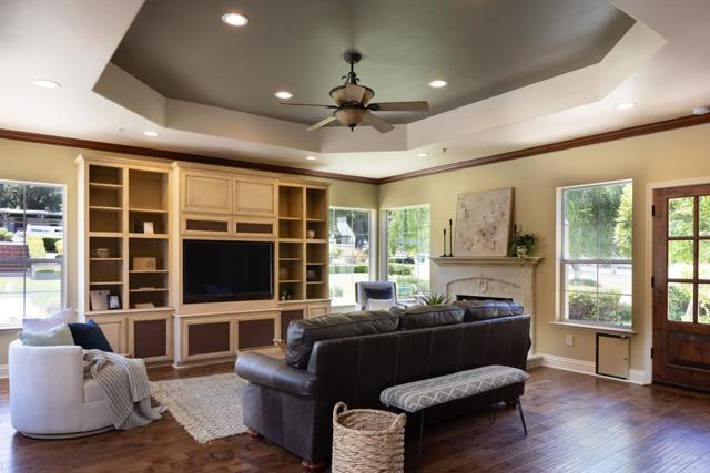 6 Sleepy Hollow Drive, Carmel Valley CA: https://media.crmls.org/mediaz/c1d73b9f-9c18-482d-b044-6d4aedfb83f0.jpg