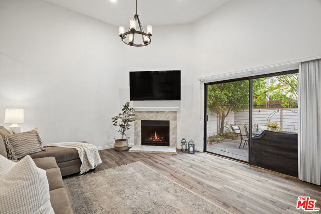 21025 LEMARSH Street, C15 photo 3