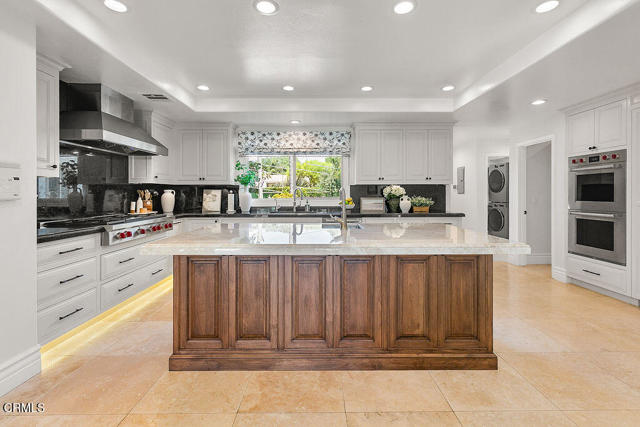 11016 Red Barn Road, Santa Rosa CA: https://media.crmls.org/mediaz/c1d95d18-4227-4948-8c8c-a621b2ddebfa.jpg