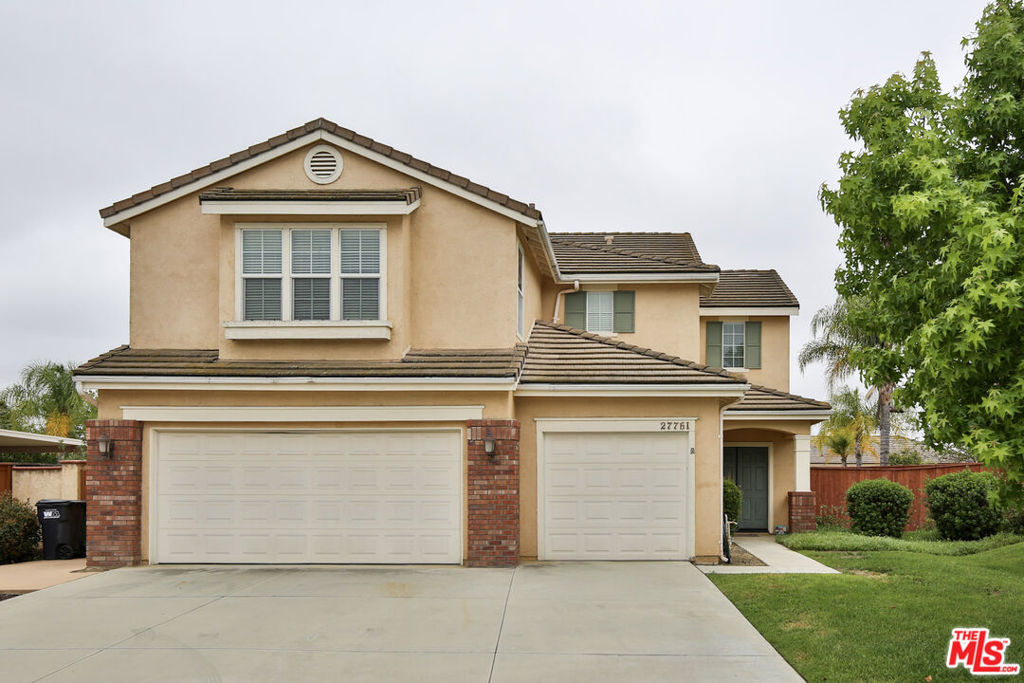 27761 Crestknoll Court