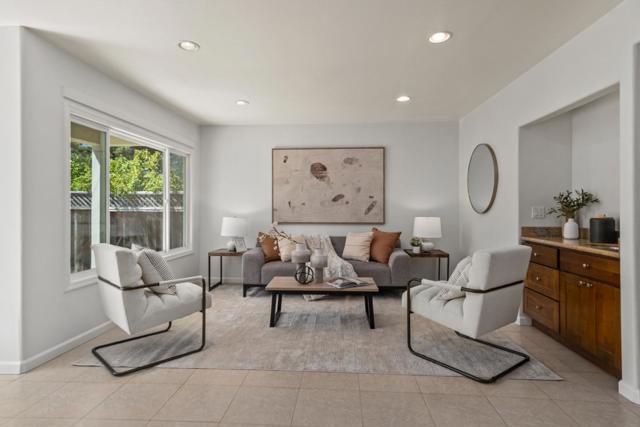 7188 Anjou Creek Circle, San Jose CA: https://media.crmls.org/mediaz/c1d9aabd-ce87-426b-b092-5b088416faa3.jpg