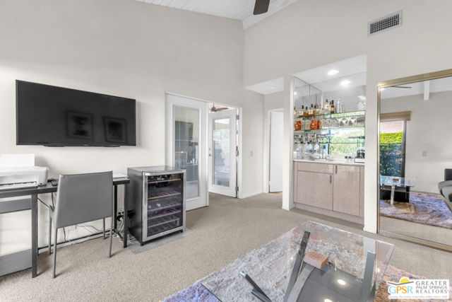 Image 18 of 37 For 46532 Arapahoe Court