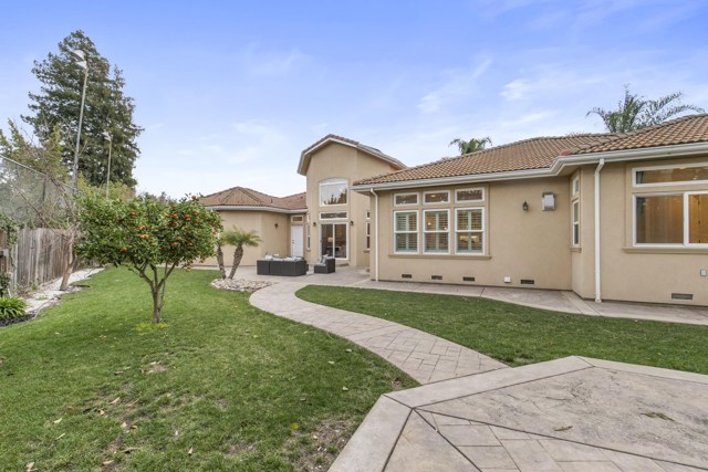 Image 49 of 60 For 1235 Austin St