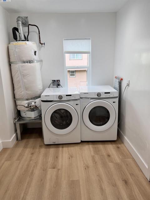 Image 16 of 59 For 2636 3rd St  