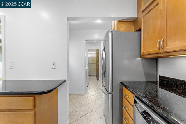 16080 Via Del Sol, San Lorenzo CA: https://media.crmls.org/mediaz/c1dc330b-d99a-4517-a7a9-4a3a1e4cc58d.jpg