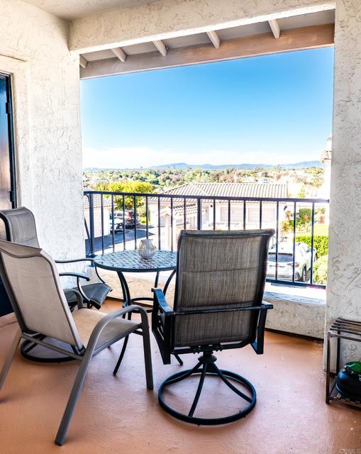 Detail Gallery Image 8 of 18 For 2395 Rancho Del Oro Rd #29,  Oceanside,  CA 92056 - 2 Beds | 2 Baths