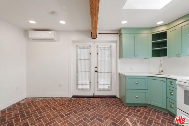3156 W 74th Street, Los Angeles CA: https://media.crmls.org/mediaz/c1dd9669-b542-40aa-8d9c-2917dd1526a8.jpg