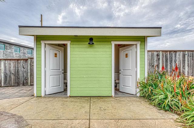 7550 Sandholdt Road, Moss Landing CA: https://media.crmls.org/mediaz/c1df77b2-e033-49b3-892e-61ff1fa7aef5.jpg