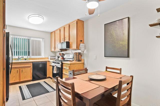 Detail Gallery Image 6 of 17 For 10386 Alphonse St, Santee,  CA 92071 - 2 Beds | 1/1 Baths