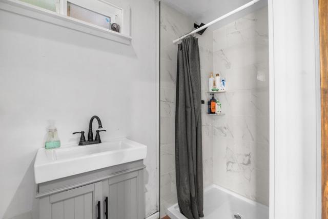 1124 Laurel Street, Santa Cruz CA: https://media.crmls.org/mediaz/c1e03836-5005-4292-9ea0-a45d8c4e2f0e.jpg