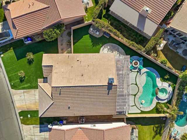 49771 Lincoln Drive, Indio CA: https://media.crmls.org/mediaz/c1e0995f-d3ab-4c3e-a02f-94ed93a7f32d.jpg