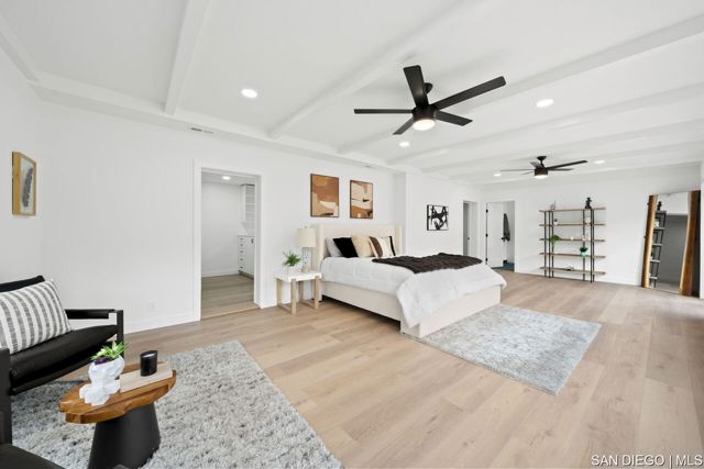 13764 Jamul DR, Jamul CA: https://media.crmls.org/mediaz/c1e329d0-317b-428e-a1f9-d2edca12f5ef.jpg