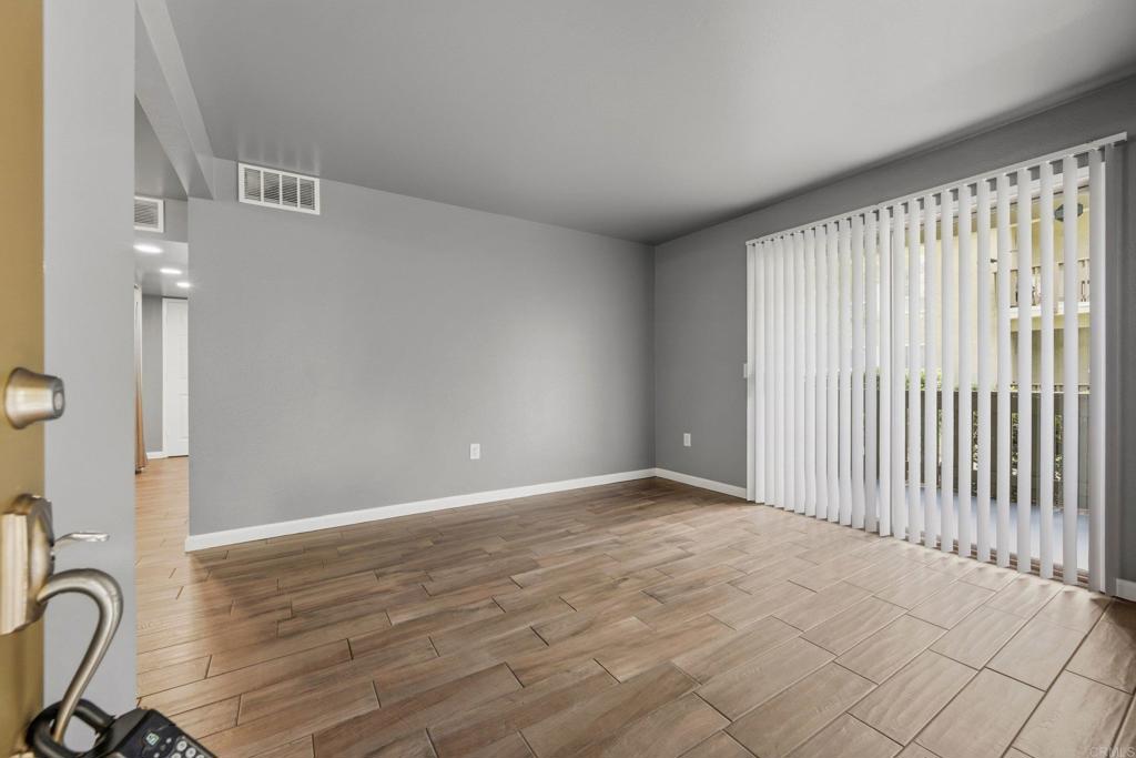 2536 White Oak Place - photo 4