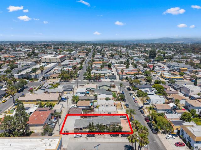 4358 64 36th St, San Diego CA: https://media.crmls.org/mediaz/c1e34f3c-efad-4644-9481-86287eb6e8ab.jpg