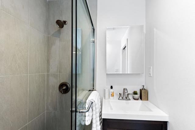 1032 Toyon Drive, Burlingame CA: https://media.crmls.org/mediaz/c1e3bf36-5f75-4d93-9fd6-dc28f3b1dbaf.jpg
