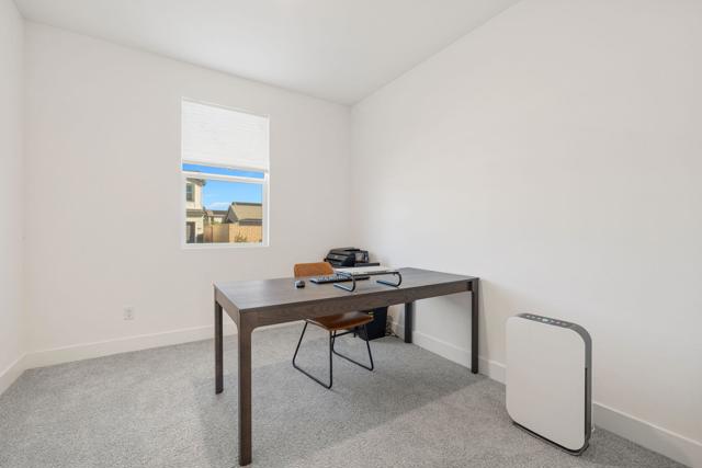 42501 Solicio Way, Indio CA: https://media.crmls.org/mediaz/c1e4b805-6f23-4e0f-9181-79248af8f902.jpg