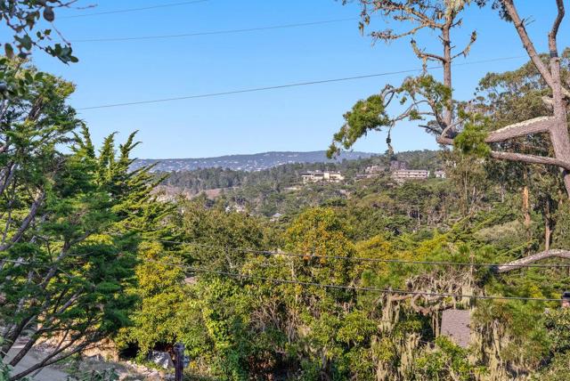 176 Sonoma Lane, Carmel CA: https://media.crmls.org/mediaz/c1e56341-9253-41ca-a50e-c301d0363383.jpg