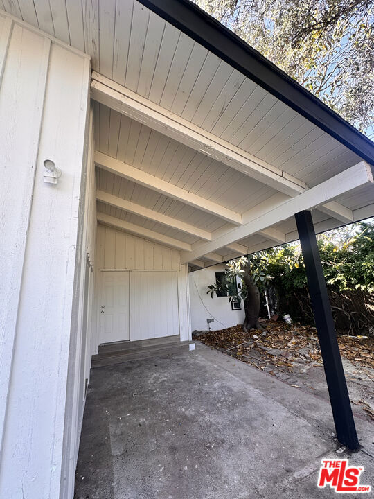 14682 Cobalt Street, Sylmar CA: https://media.crmls.org/mediaz/c1e56fa1-9fec-4b4d-b13c-e962db3ed199.jpg