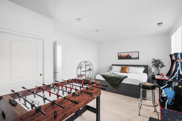1111 Amelia Place, Escondido CA: https://media.crmls.org/mediaz/c1e8196c-1d47-418a-bce7-31c0fa37ff04.jpg