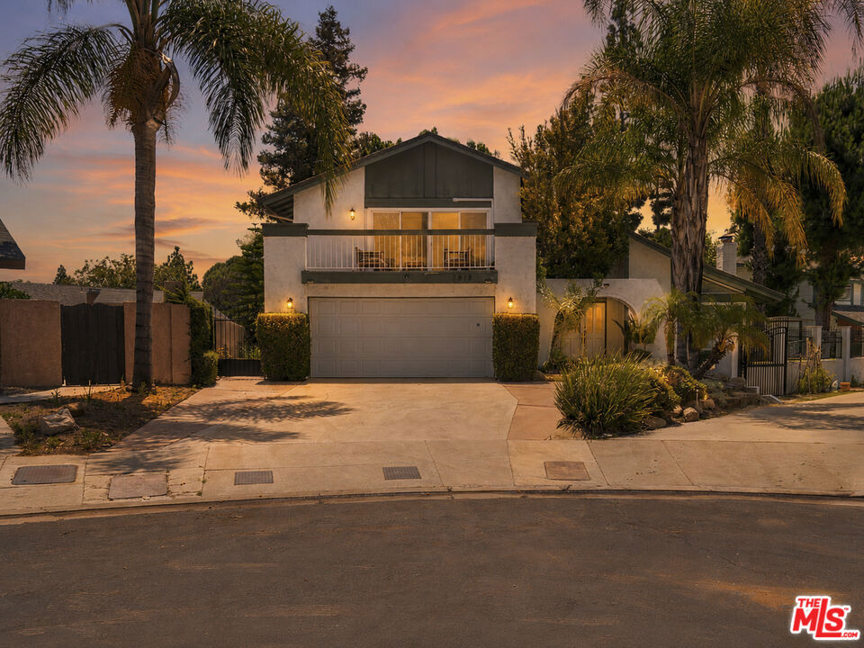 https://media.crmls.org/mediaz/c1e85fd7-06ea-4882-918c-55f0b82b9f3c.jpg?preset=X-Large