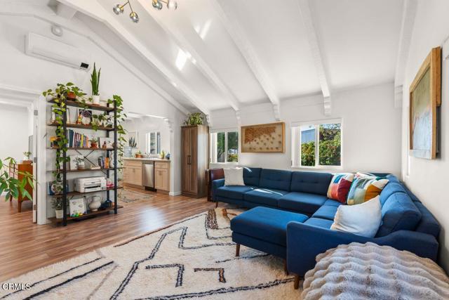 Detail Gallery Image 2 of 65 For 2764 Petit St, Camarillo,  CA 93012 - 2 Beds | 2 Baths