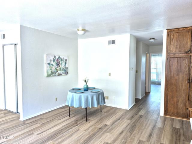 386 Otono Court, Camarillo CA: https://media.crmls.org/mediaz/c1e8b9c0-0cba-4e16-99fd-78eecf0155de.jpg