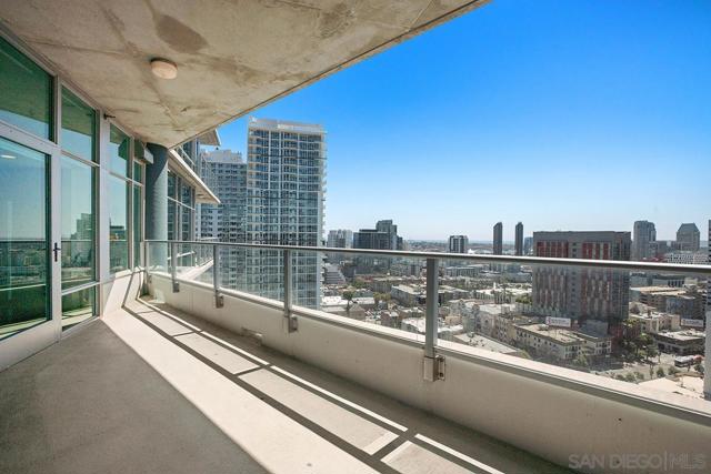 1080 Park Blvd, San Diego CA: https://media.crmls.org/mediaz/c1e95e29-6df4-45ed-9a12-4296a2d75718.jpg