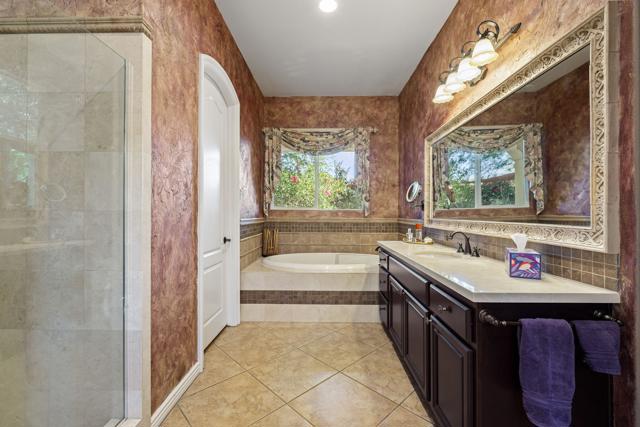 61188 Cactus Spring Drive, La Quinta CA: https://media.crmls.org/mediaz/c1e96bf3-fd13-4f8e-a2bf-59a4e5c8aa4b.jpg