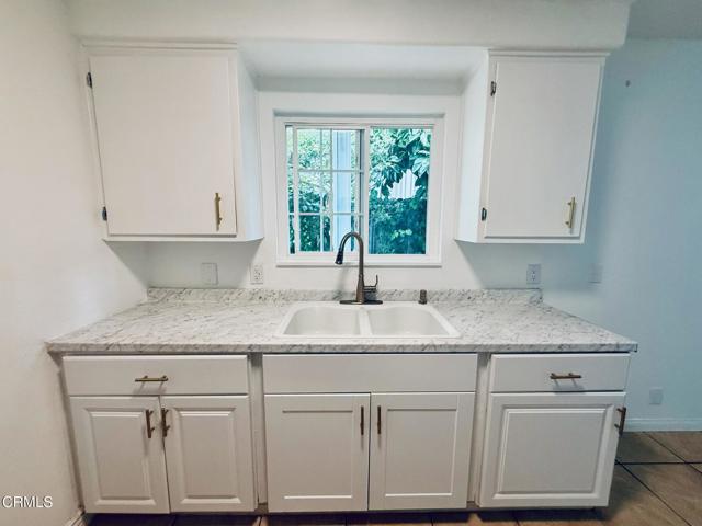 Detail Gallery Image 8 of 14 For 1064 Bangor, Ventura,  CA 93001 - 2 Beds | 1 Baths