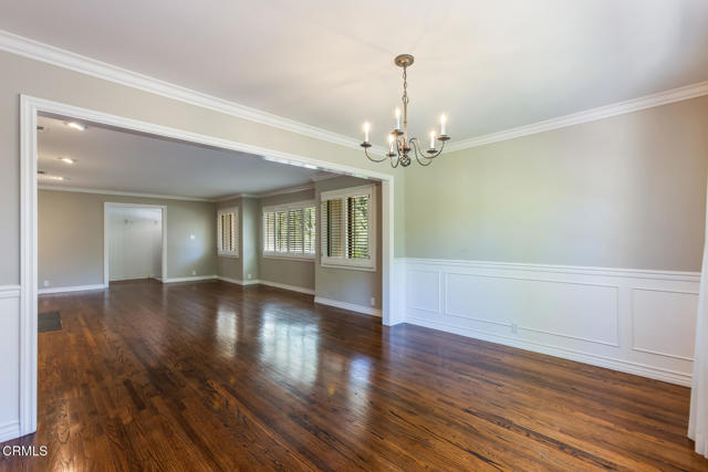 4308 Hayman Avenue, La Canada Flintridge CA: https://media.crmls.org/mediaz/c1eb4921-1d6a-4d02-a619-1f9302bb8aa1.jpg