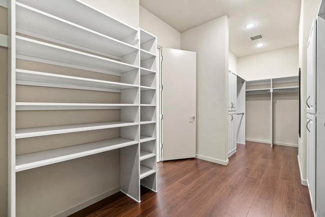 79200 Jack Rabbit Trail, La Quinta CA: https://media.crmls.org/mediaz/c1eba2b2-48f2-486f-8675-f6cfa00521ba.jpg