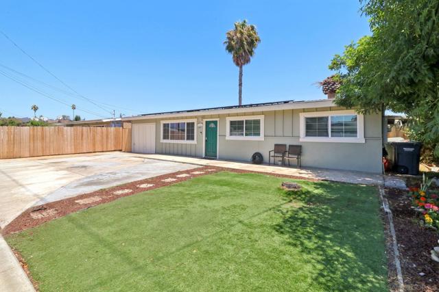 706 N Ash St, Escondido CA: https://media.crmls.org/mediaz/c1eba507-bd6c-4459-9c30-8f591433947c.jpg