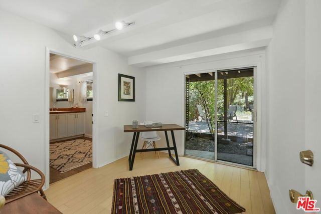 1527 Bainum Drive, Topanga CA: https://media.crmls.org/mediaz/c1ebe3c0-c9ca-4d96-b862-dee3e5d20118.jpg