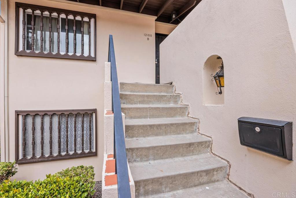 12188 Rancho Bernardo Road - photo 20