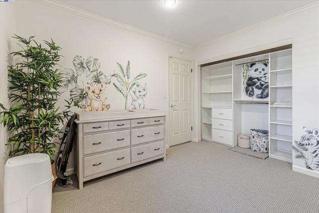 Image 18 of 31 For 3512 Whitehaven Dr