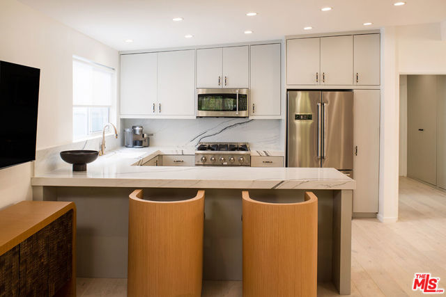 8917 W Cynthia Street, West Hollywood CA: https://media.crmls.org/mediaz/c1ecf591-dbf3-4a02-90a6-6357e20b39d5.jpg