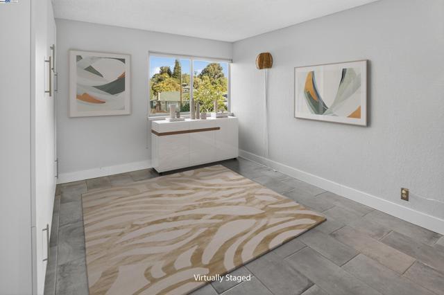 400 Davis St, San Leandro CA: https://media.crmls.org/mediaz/c1ed1e13-249e-4a42-841c-4a8e1b6d7527.jpg