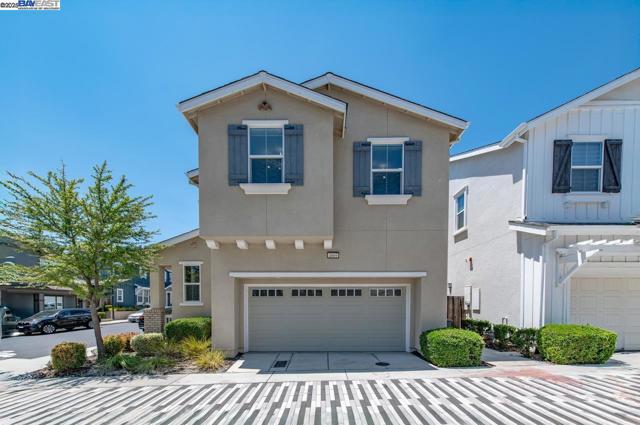 4069 Chalk Hill Way, Dublin CA: https://media.crmls.org/mediaz/c1ed8100-5f4f-4cdb-8616-b3e30eb699e3.jpg