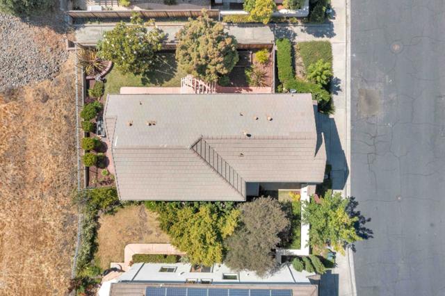 5490 Manderston Drive, San Jose CA: https://media.crmls.org/mediaz/c1edc6a3-4f3e-49b5-8d4f-1866354dc2d7.jpg