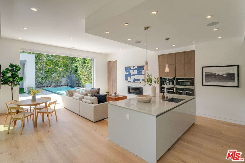 419 Westbourne Drive