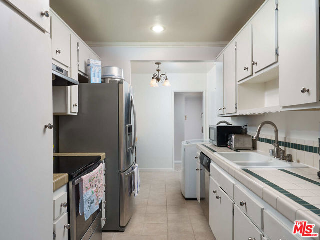 5950 BUCKINGHAM, 407 photo 6